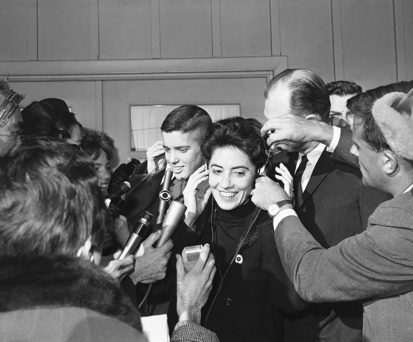 1962: Annie Glenn